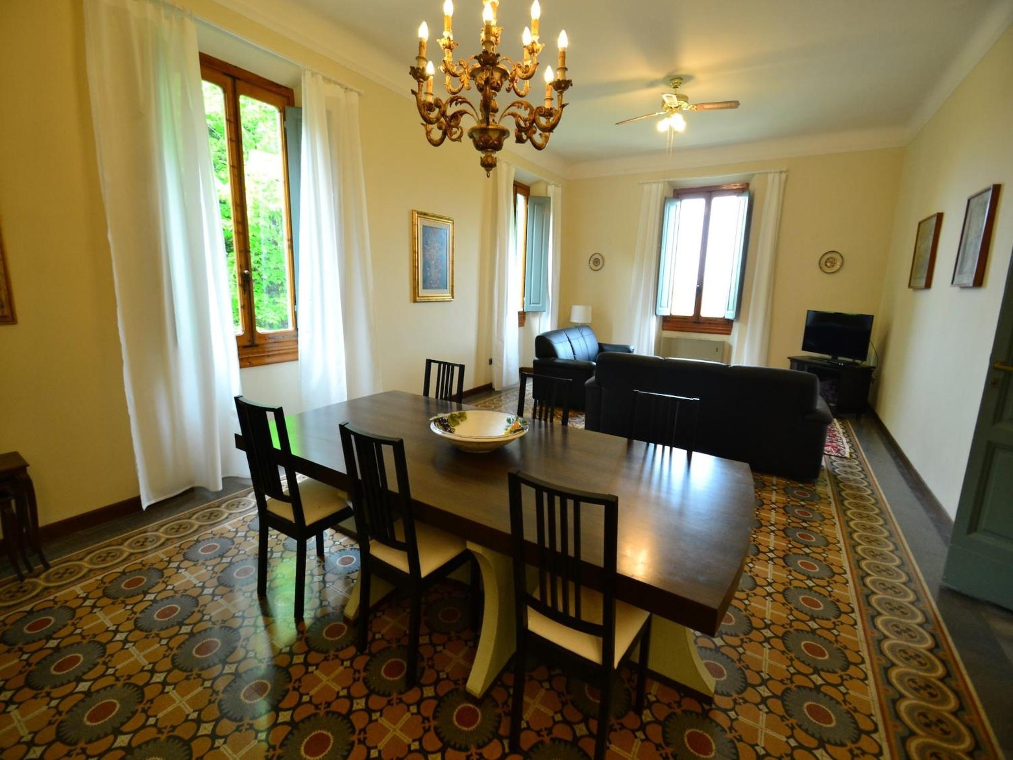 Lovely Holiday Home In Montefiridolfi With Hill View Kültér fotó