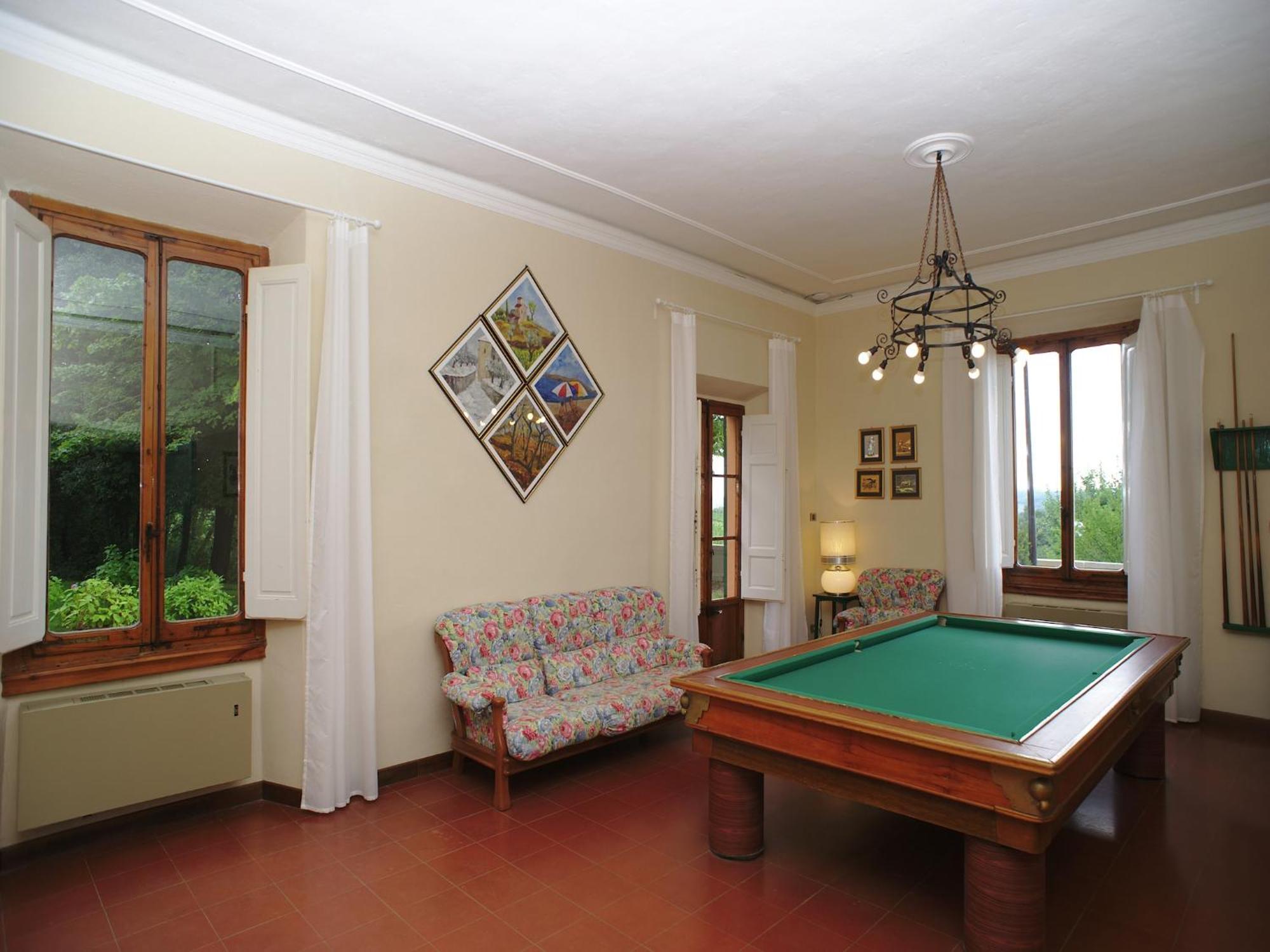 Lovely Holiday Home In Montefiridolfi With Hill View Kültér fotó