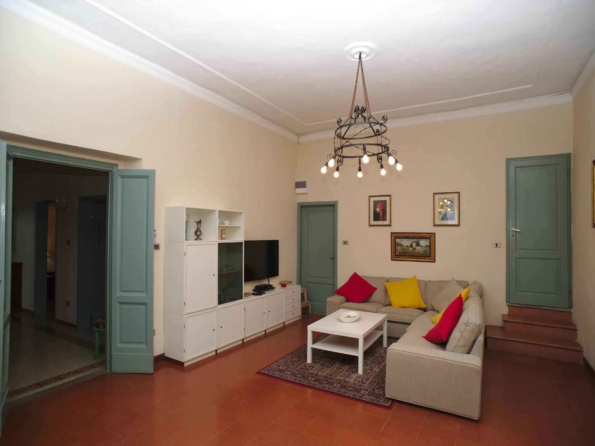 Lovely Holiday Home In Montefiridolfi With Hill View Kültér fotó