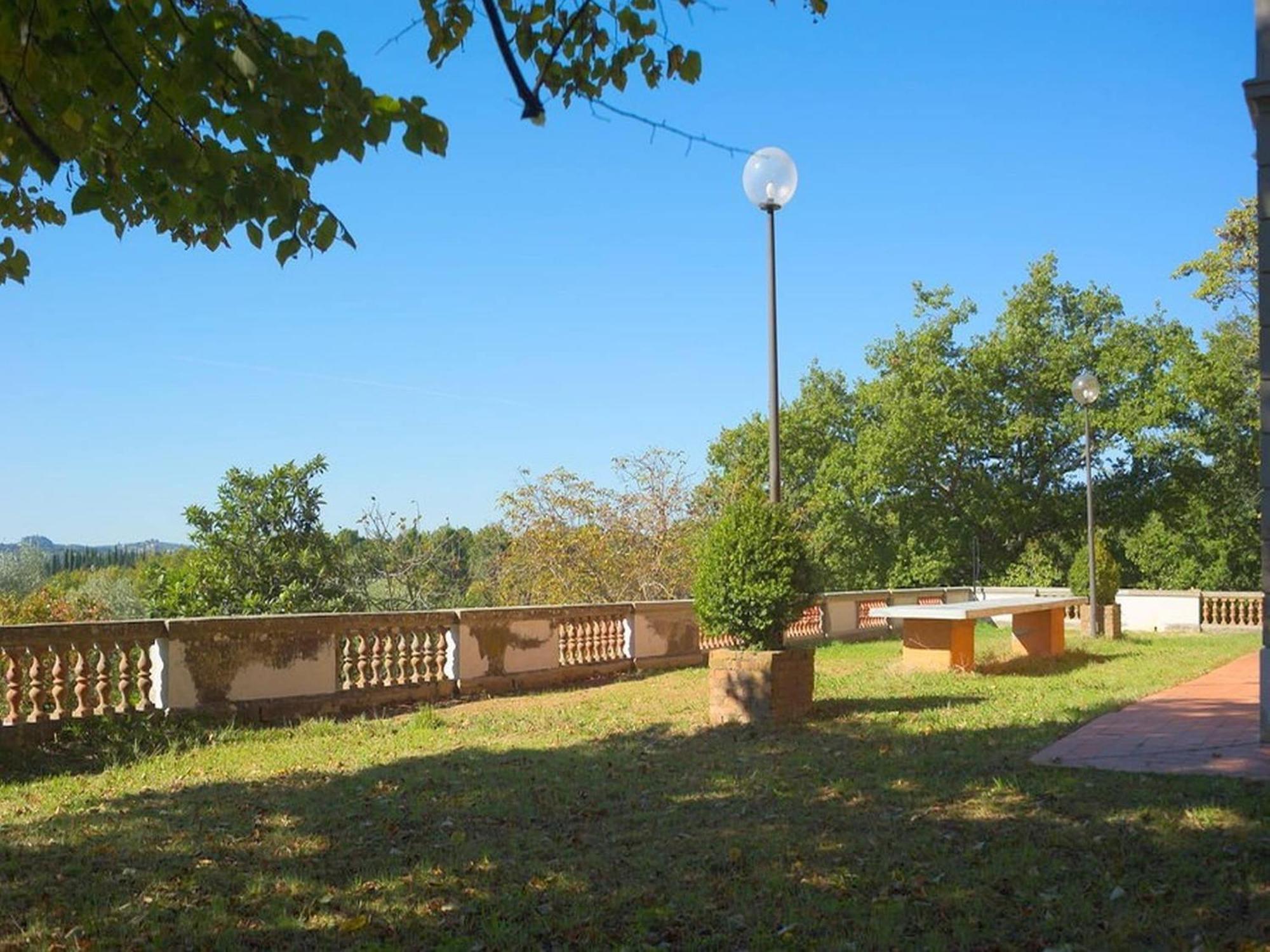 Lovely Holiday Home In Montefiridolfi With Hill View Kültér fotó