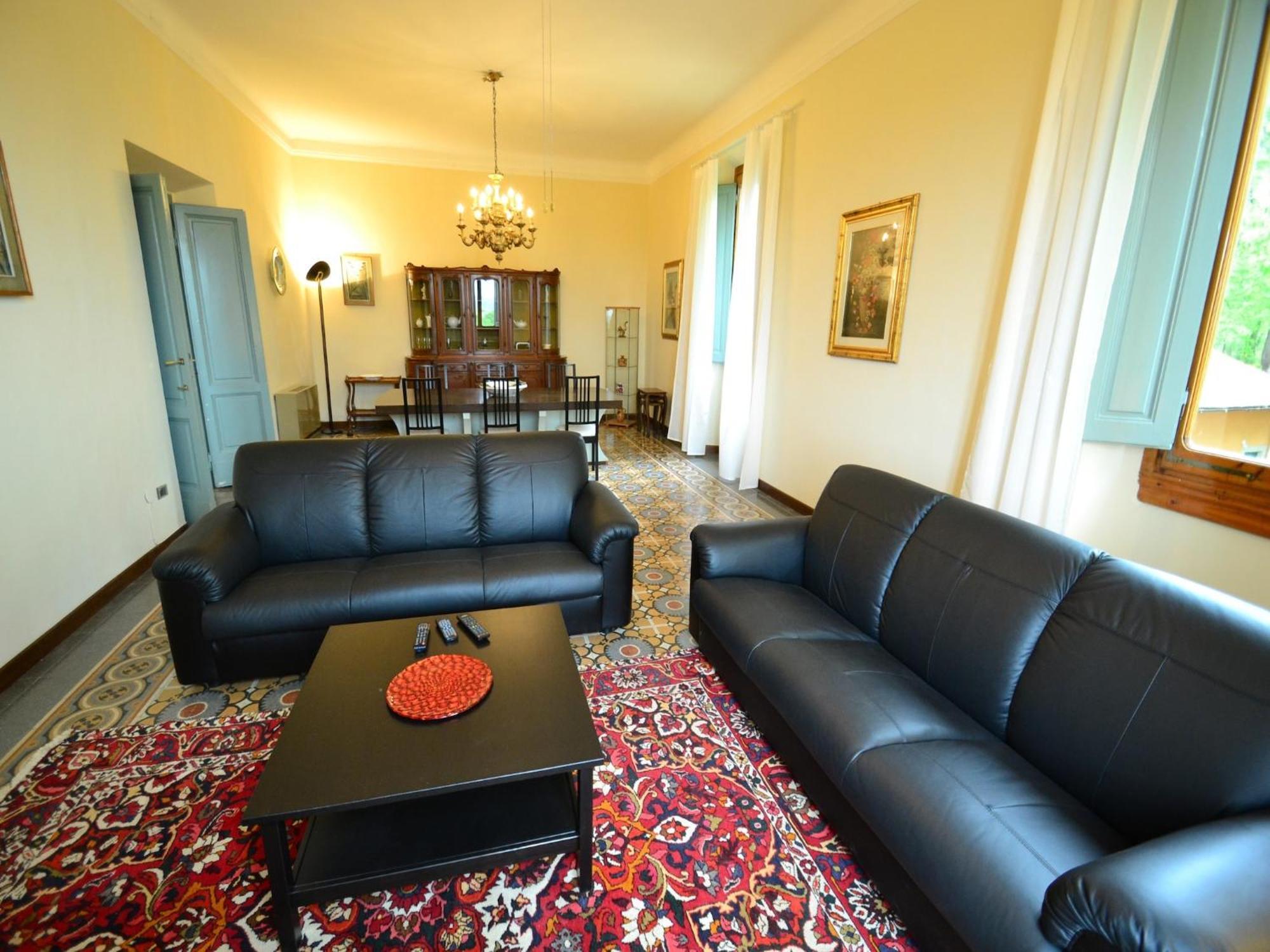 Lovely Holiday Home In Montefiridolfi With Hill View Kültér fotó